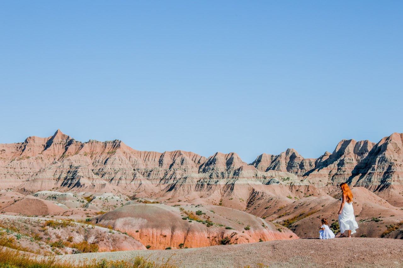 The Traveling Red and her daughter looking out at the painted hills